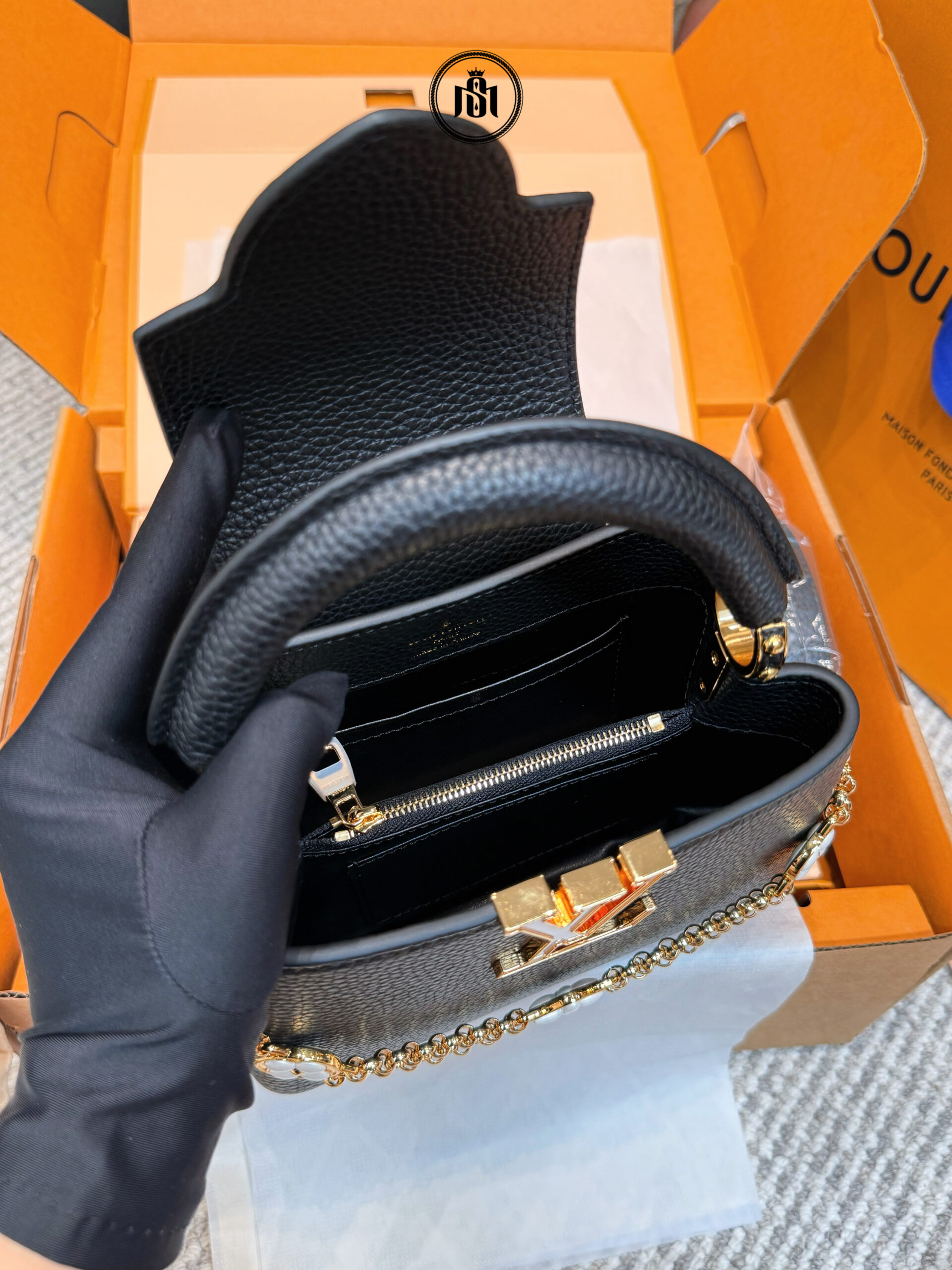 TÚI LOUIS VUITTON CAPUCINES MINI M25903 5 TÚI LOUIS VUITTON CAPUCINES MINI M25903 - Ảnh 5
