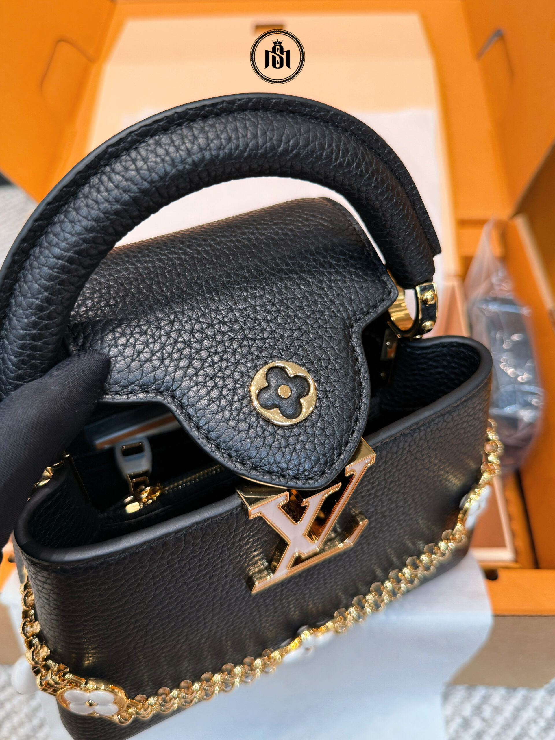 TÚI LOUIS VUITTON CAPUCINES MINI M25903 6 TÚI LOUIS VUITTON CAPUCINES MINI M25903 - Ảnh 6