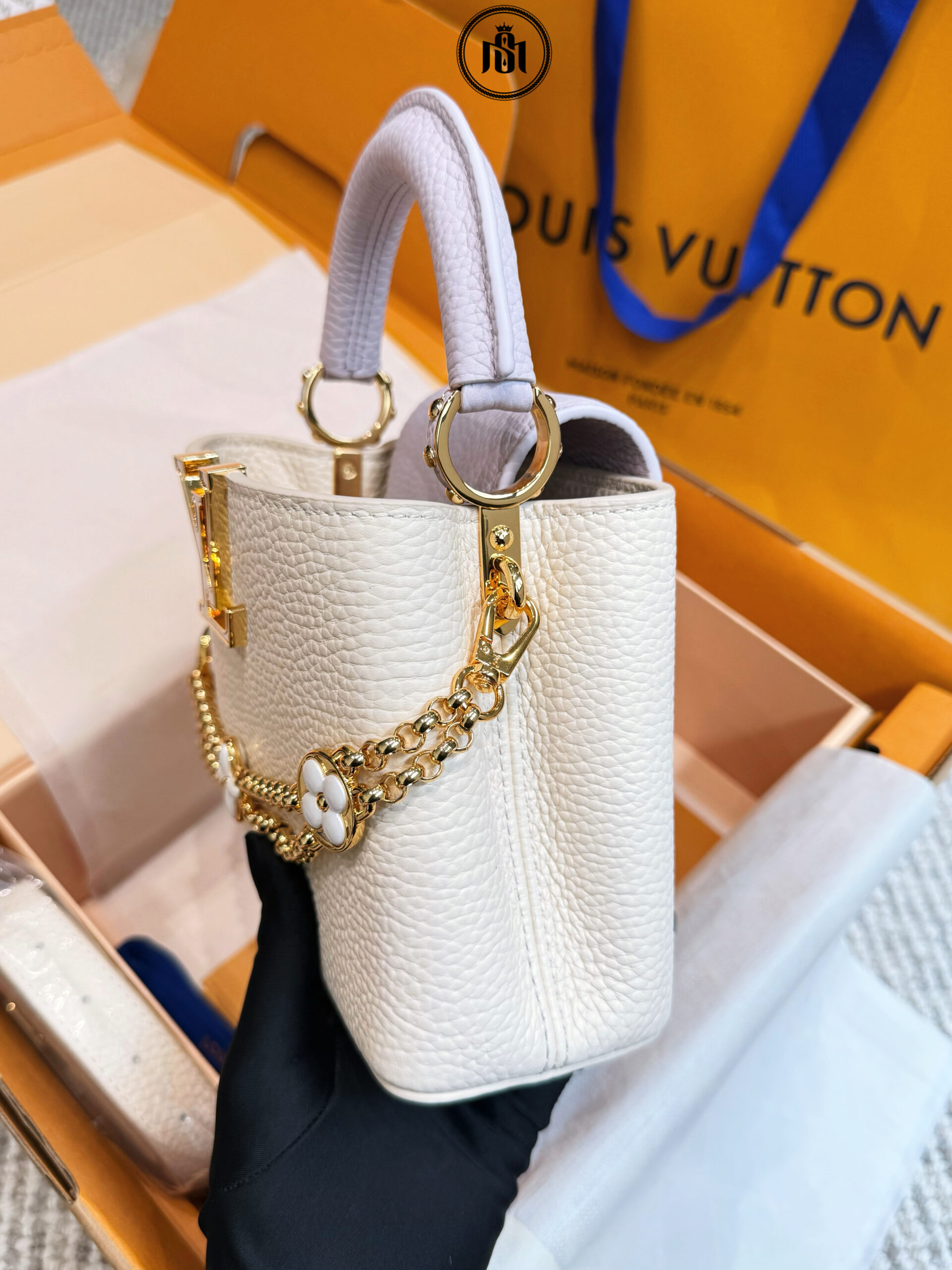TÚI LOUIS VUITTON CAPUCINES MINI QUARTZ MISTY M15117 4 TÚI LOUIS VUITTON CAPUCINES MINI QUARTZ MISTY M15117 - Ảnh 4
