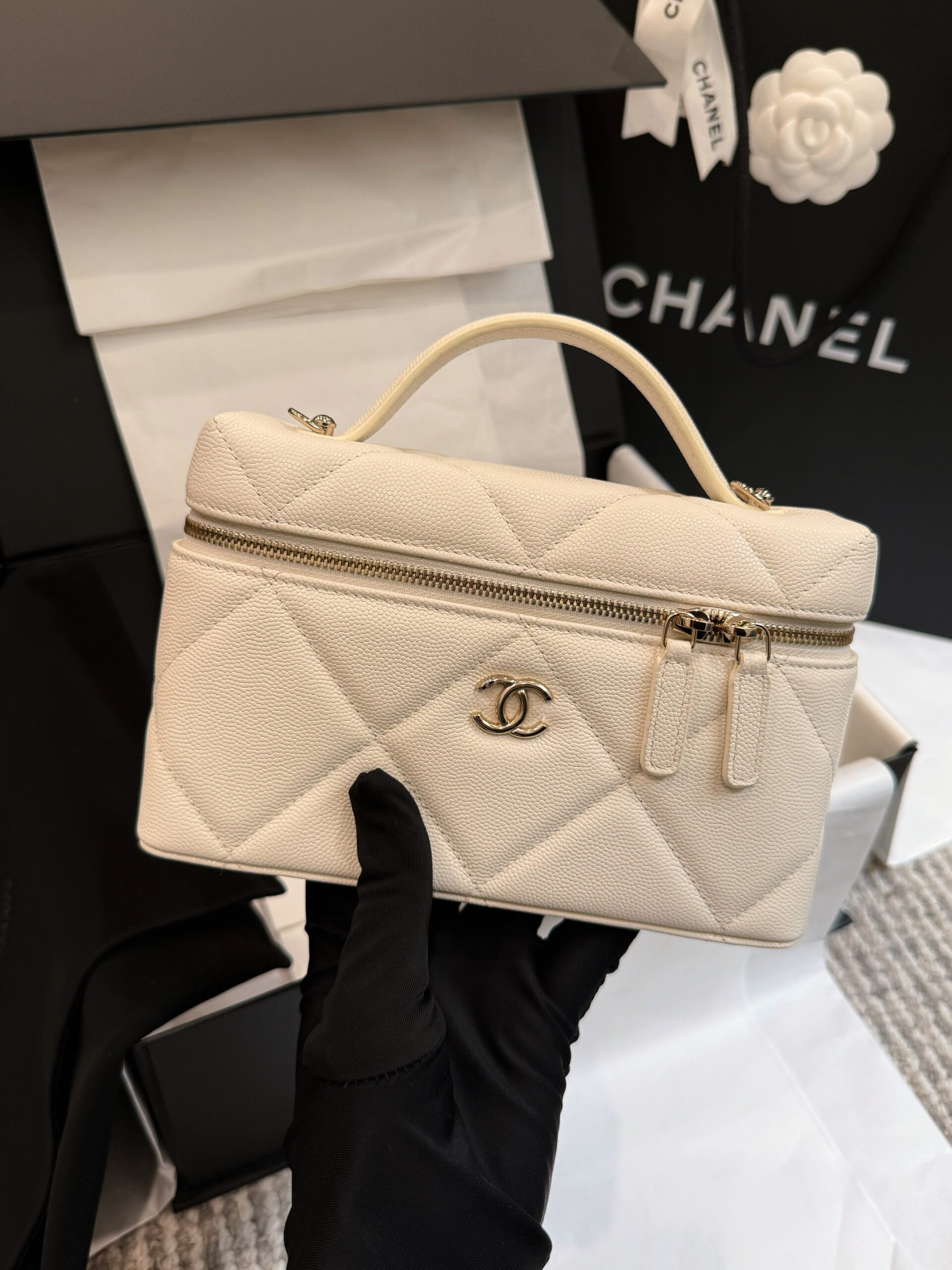 TÚI CHANEL 25K VANITY WITH CHAIN 2 TÚI CHANEL 25K VANITY WITH CHAIN - Ảnh 2