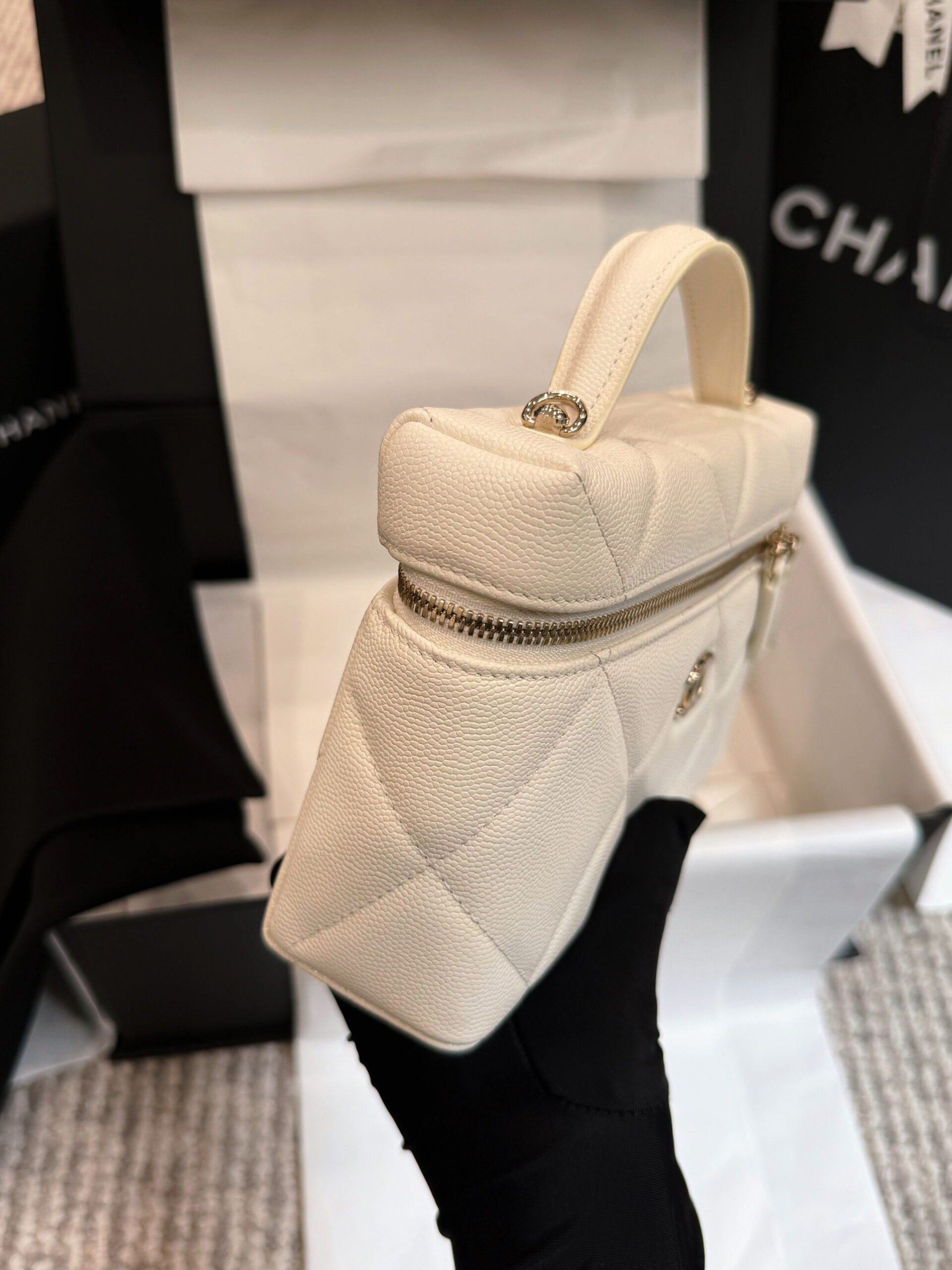 TÚI CHANEL 25K VANITY WITH CHAIN 6 TÚI CHANEL 25K VANITY WITH CHAIN - Ảnh 6