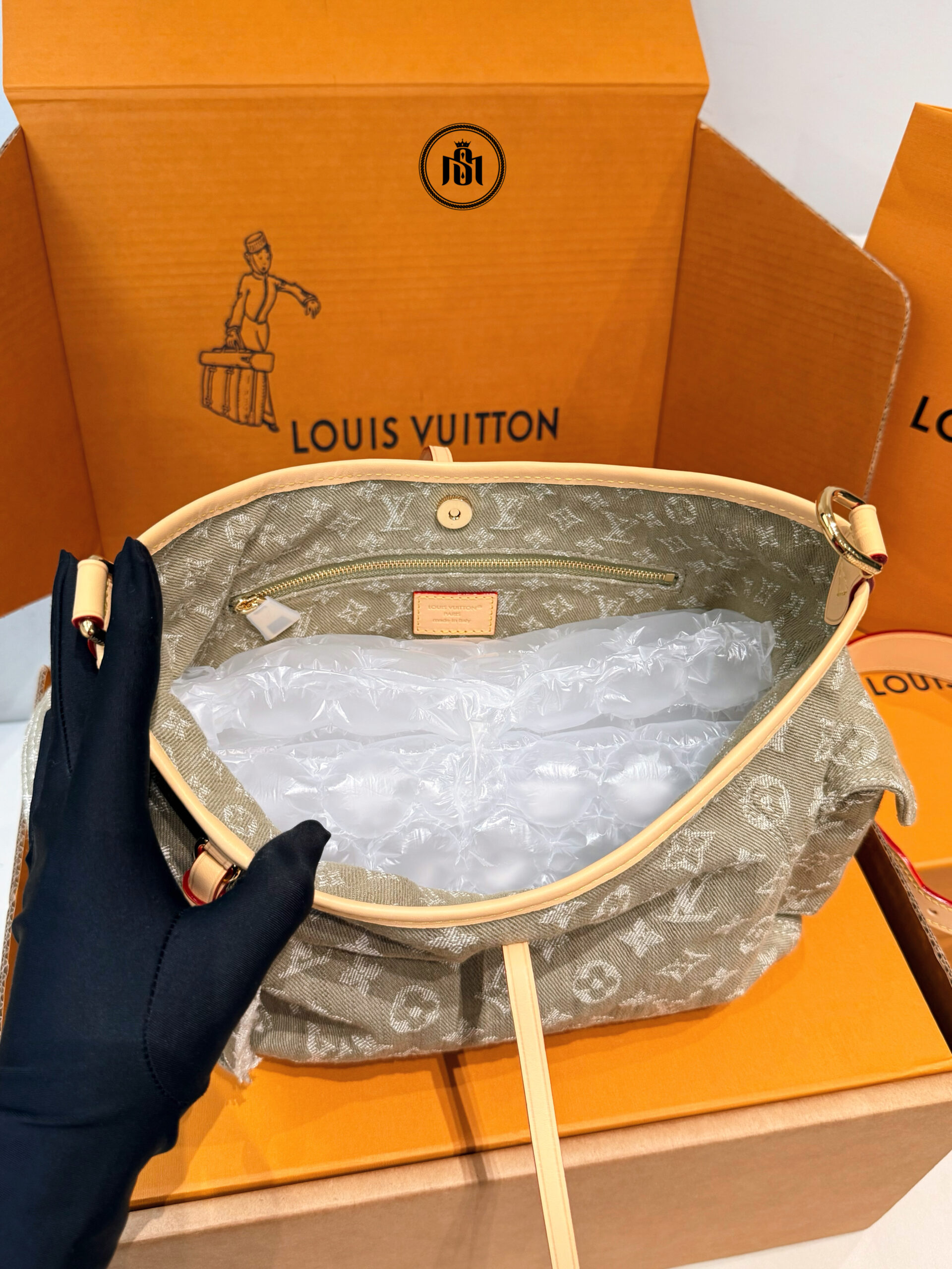 TÚI LOUIS VUITTON CARRY CARGO PM KHAKI DENIM M27623 4 TÚI LOUIS VUITTON CARRY CARGO PM KHAKI DENIM M27623 - Ảnh 4