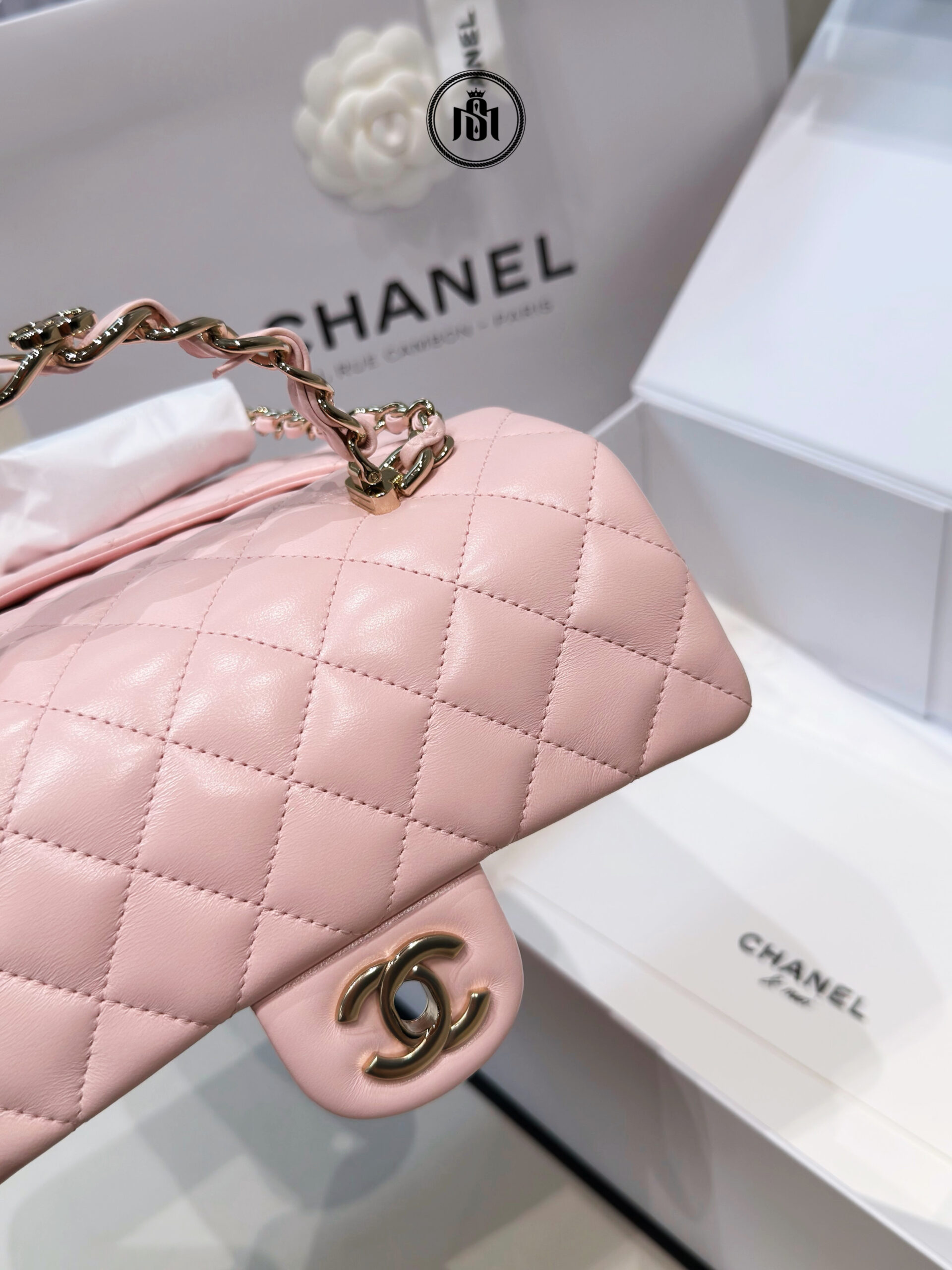 TÚI CHANEL MINI CLASSIC HANDBAG WITH CRYSTAL TOP HANDLE PINK LAMBSKIN 3 TÚI CHANEL MINI CLASSIC HANDBAG WITH CRYSTAL TOP HANDLE PINK LAMBSKIN - Ảnh 3