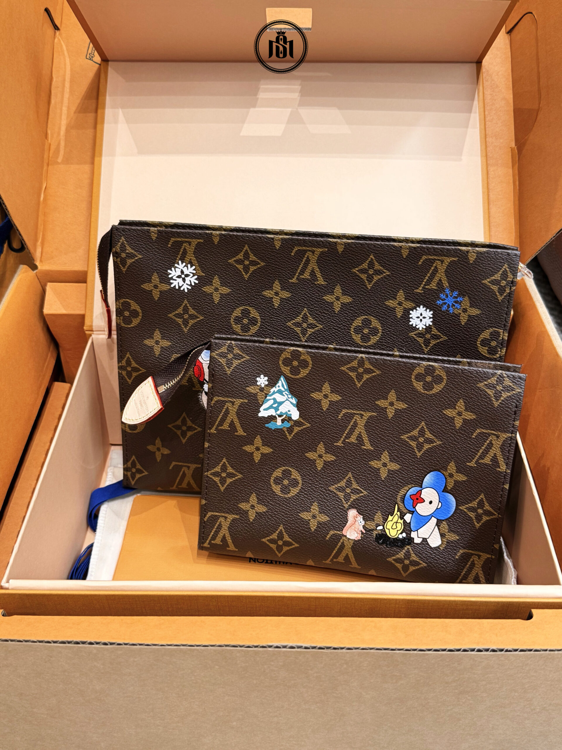 TÚI LOUIS VUITTON TRIO TOILET POUCH M15357 7 TÚI LOUIS VUITTON TRIO TOILET POUCH M15357 - Ảnh 7