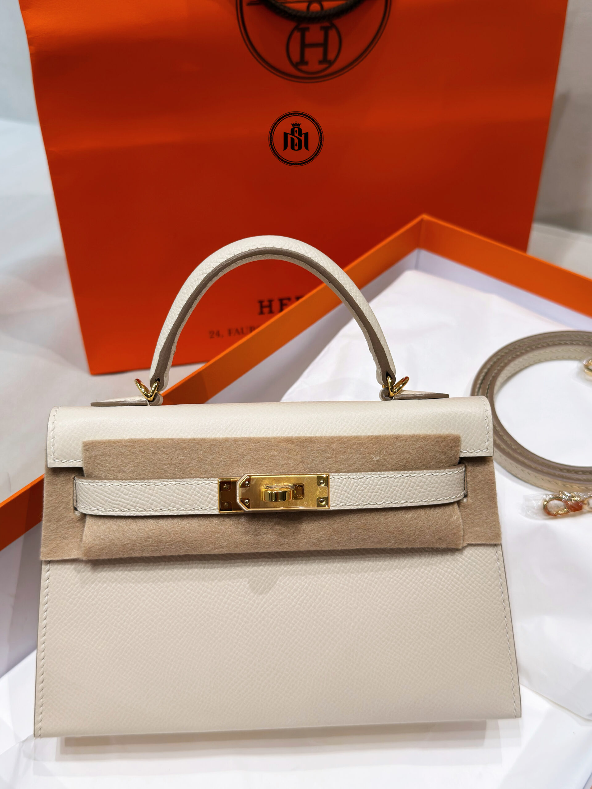 TÚI HERMES MINI KELLY 20 II CRAIE EPSOM - GHW | PHW 1 TÚI HERMES MINI KELLY 20 II CRAIE EPSOM - GHW | PHW