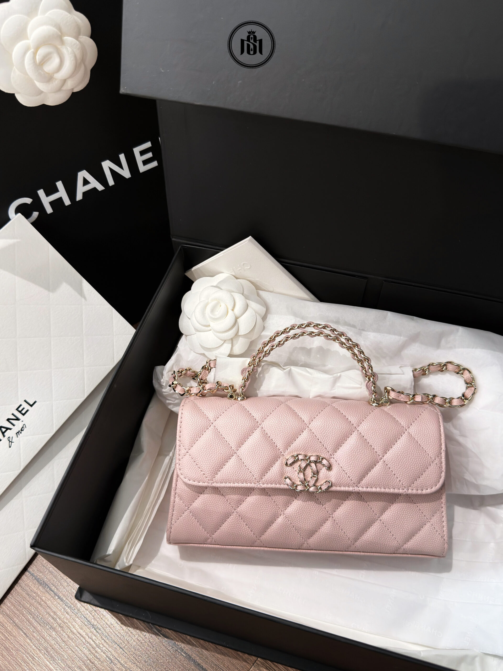 TÚI CHANEL 25S KELLY CLUCTH WITH CHAIN TOP HANDLE IN PINK CAVIAR 1 TÚI CHANEL 25S KELLY CLUCTH WITH CHAIN TOP HANDLE IN PINK CAVIAR