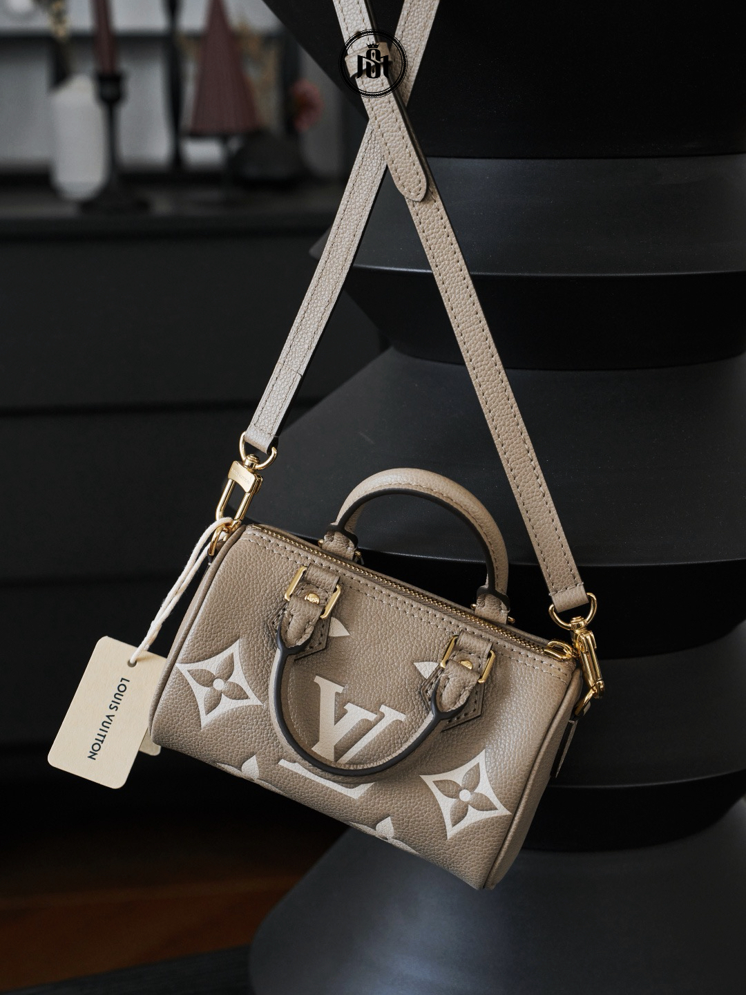 TÚI LOUIS VUITTON NANO SPEEDY MONOGRAM EMPREINTE TOURTRELLE / CRÈME M82890 3 TÚI LOUIS VUITTON NANO SPEEDY MONOGRAM EMPREINTE TOURTRELLE / CRÈME M82890 - Ảnh 3