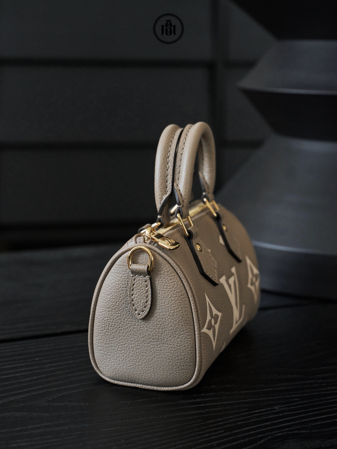 TÚI LOUIS VUITTON NANO SPEEDY MONOGRAM EMPREINTE TOURTRELLE / CRÈME M82890 6 TÚI LOUIS VUITTON NANO SPEEDY MONOGRAM EMPREINTE TOURTRELLE / CRÈME M82890 - Ảnh 6