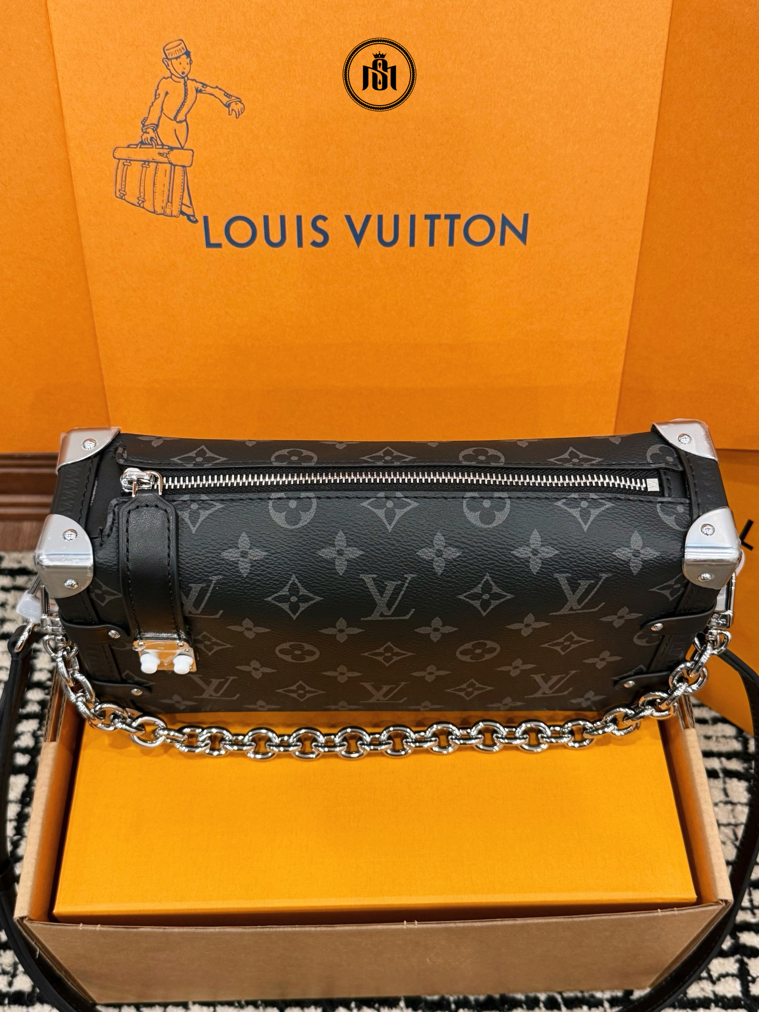 TÚI LOUIS VUITTON SIDE TRUNK MM EAST WEST MONOGRAM ECLIPSE M26226 6 TÚI LOUIS VUITTON SIDE TRUNK MM EAST WEST MONOGRAM ECLIPSE M26226 - Ảnh 6