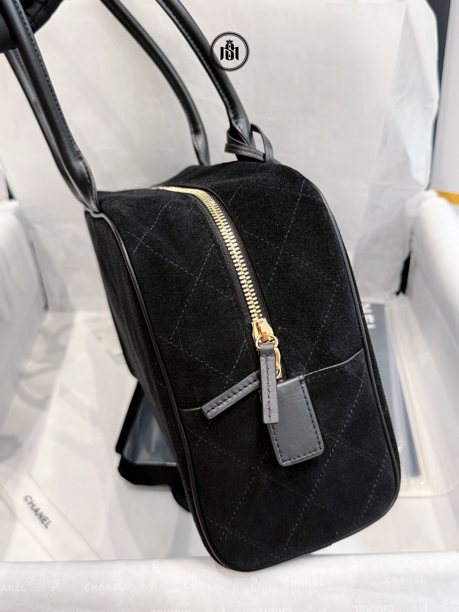 TÚI CHANEL LARGE BOWLING BAG SUDE CALFSKIN & GOLD-TONE METAL BLACK 3 TÚI CHANEL LARGE BOWLING BAG SUDE CALFSKIN & GOLD-TONE METAL BLACK - Ảnh 3