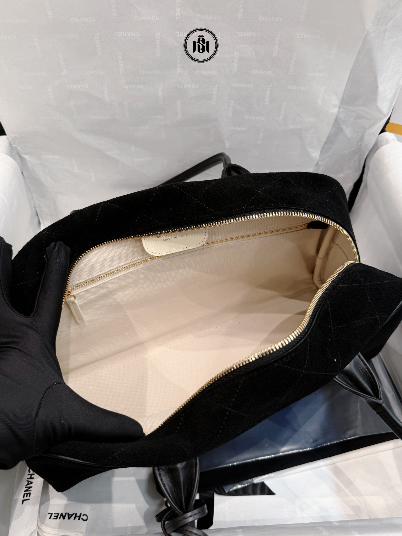 TÚI CHANEL LARGE BOWLING BAG SUDE CALFSKIN & GOLD-TONE METAL BLACK 7 TÚI CHANEL LARGE BOWLING BAG SUDE CALFSKIN & GOLD-TONE METAL BLACK - Ảnh 7