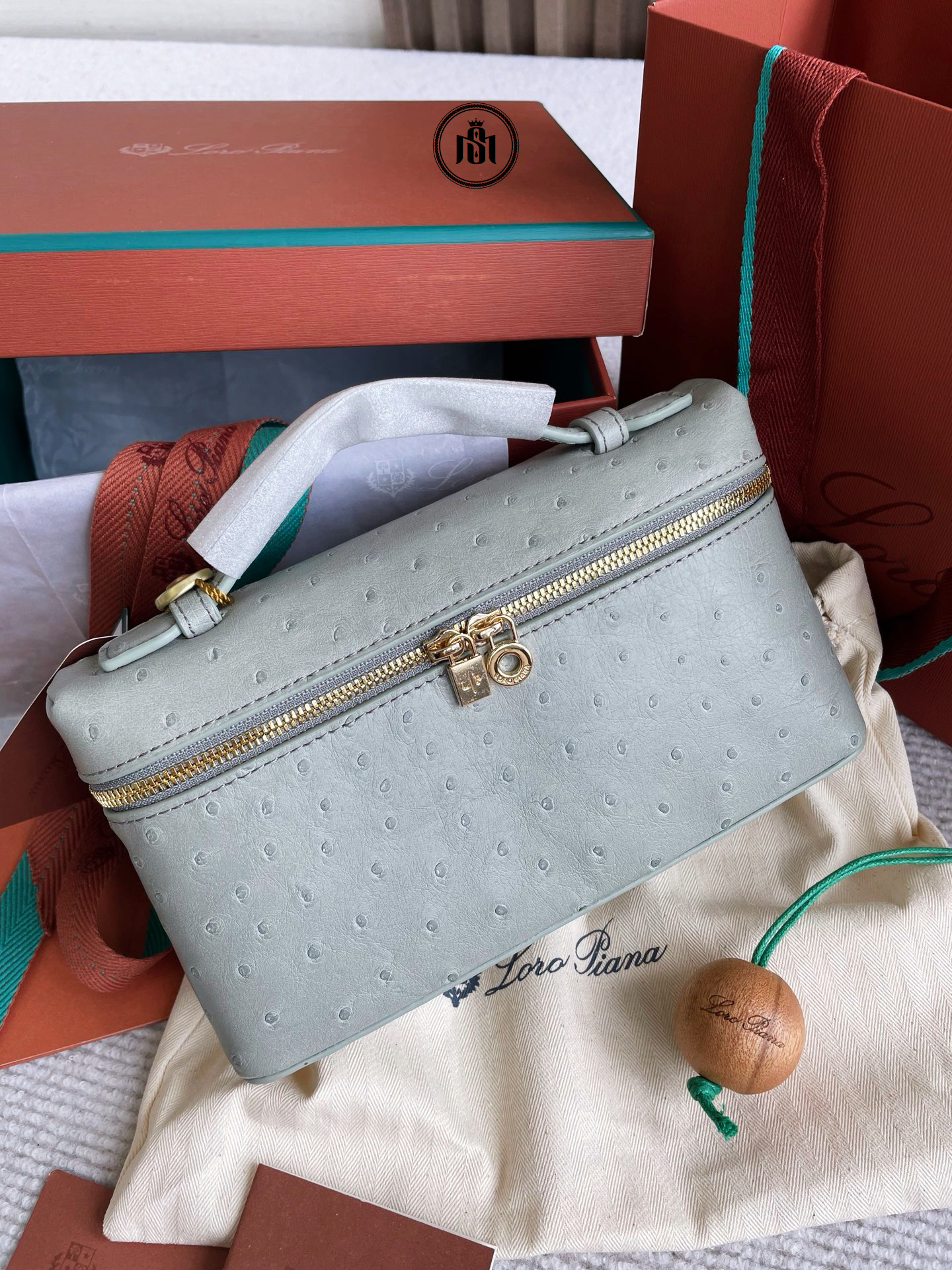 TÚI LORO PIANA EXTRA POCKET L19 OSTRICH LEATHER DEEP ICE / SUN GOLD 2 TÚI LORO PIANA EXTRA POCKET L19 OSTRICH LEATHER DEEP ICE / SUN GOLD - Ảnh 2
