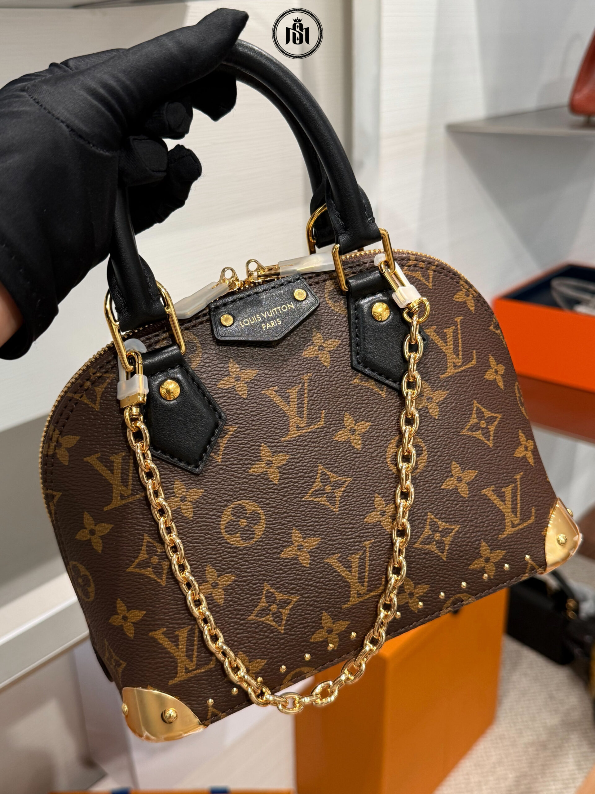 TÚI LOUIS VUITTON ALMA TRUNK BB MONOGRAM M26084 2 TÚI LOUIS VUITTON ALMA TRUNK BB MONOGRAM M26084 - Ảnh 2