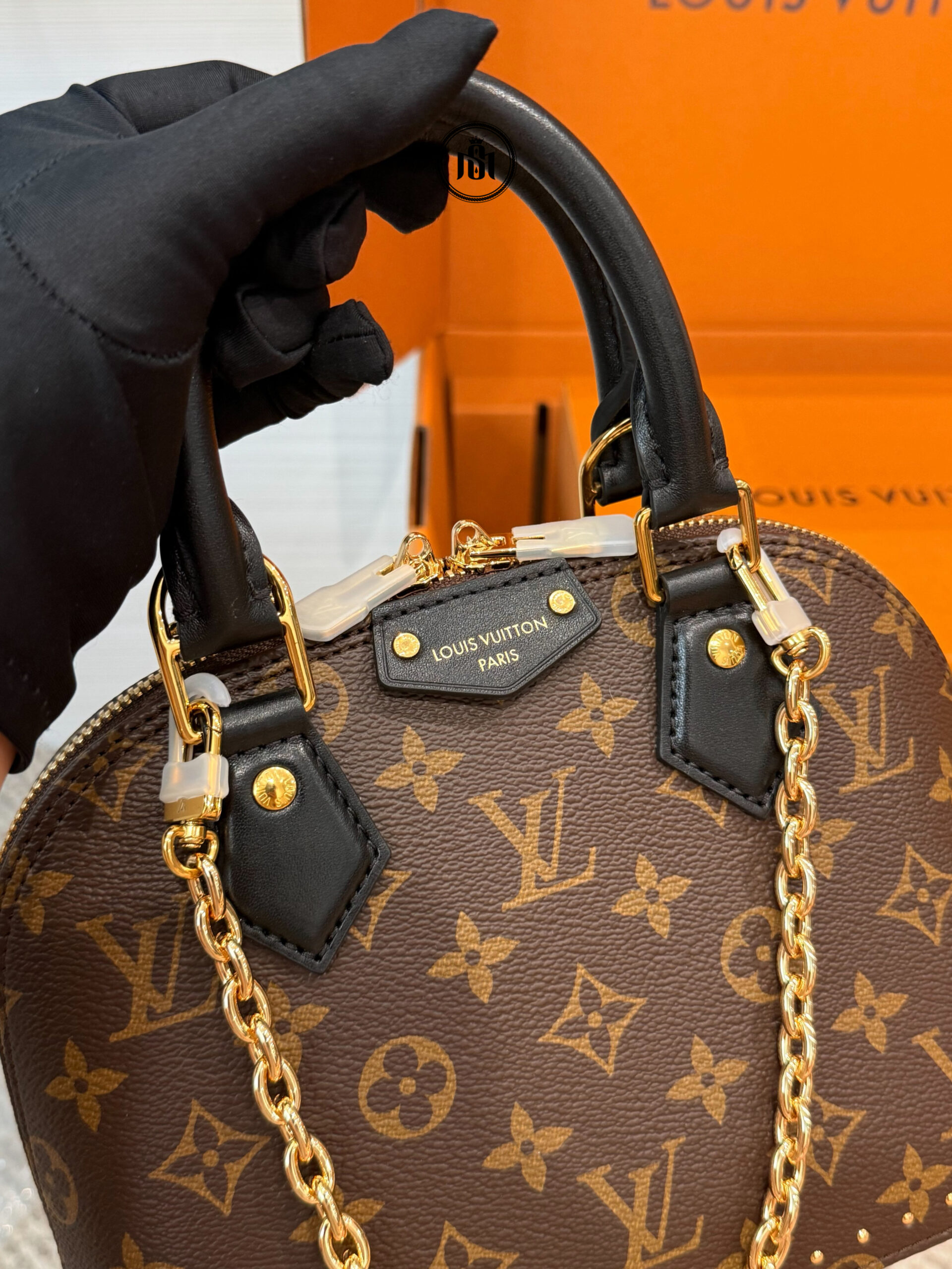 TÚI LOUIS VUITTON ALMA TRUNK BB MONOGRAM M26084 7 TÚI LOUIS VUITTON ALMA TRUNK BB MONOGRAM M26084 - Ảnh 7