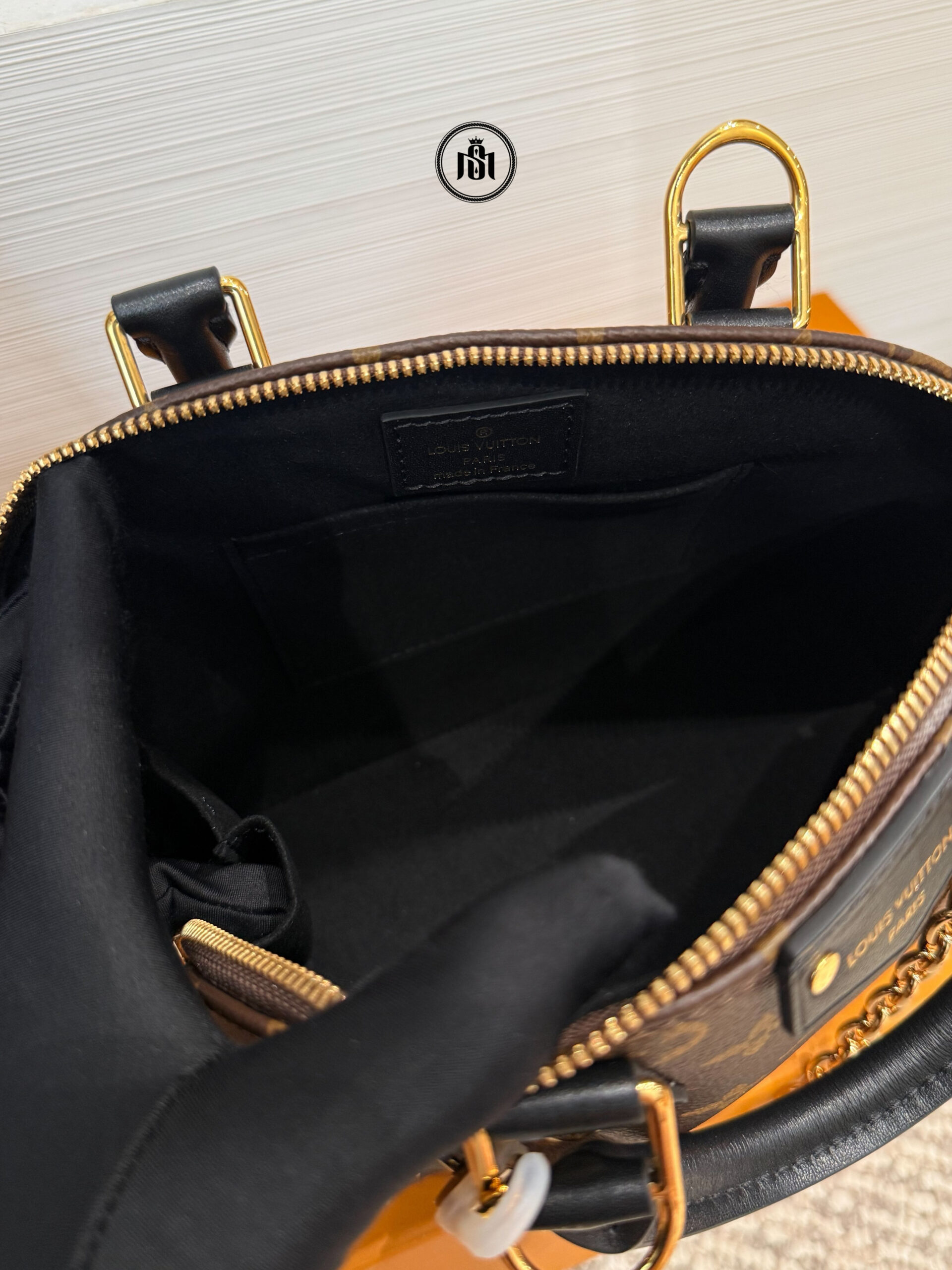 TÚI LOUIS VUITTON ALMA TRUNK BB MONOGRAM M26084 6 TÚI LOUIS VUITTON ALMA TRUNK BB MONOGRAM M26084 - Ảnh 6