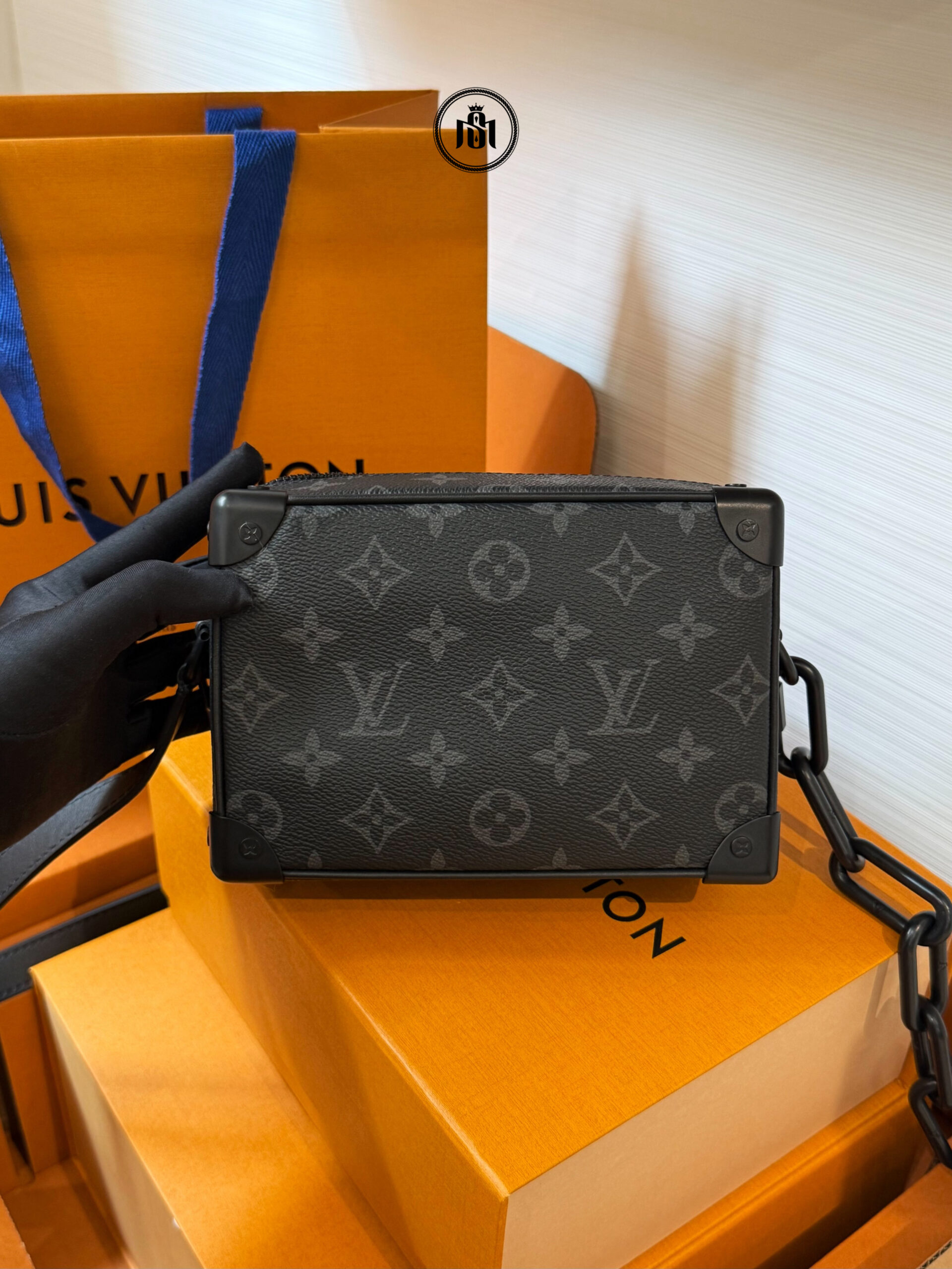 TÚI LOUIS VUITTON MINI SOFT TRUNK MONOGRAM ECLIPSE M44735 9 TÚI LOUIS VUITTON MINI SOFT TRUNK MONOGRAM ECLIPSE M44735 - Ảnh 9